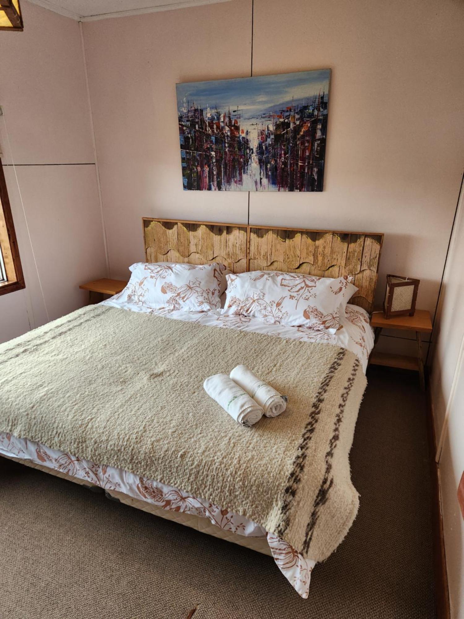 卡斯特鲁Casa Bordemar别墅 外观 照片